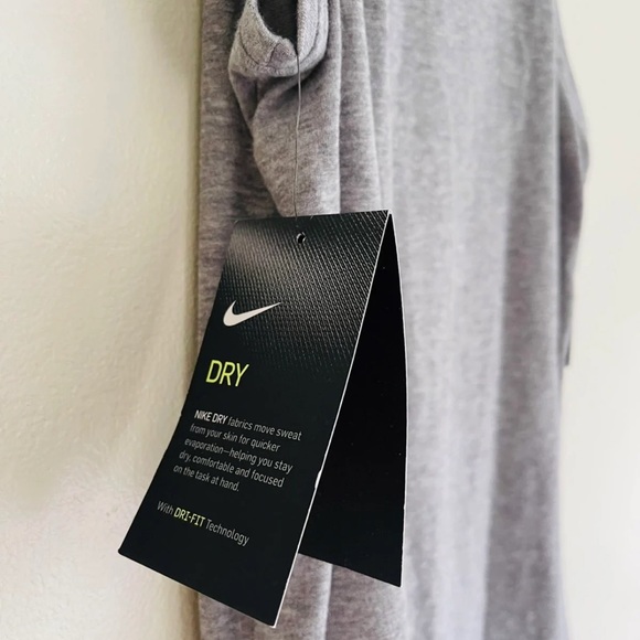 NEW Nike Yoga Dri-Fit Swoosh Grey Tank - Picture 5 of 6